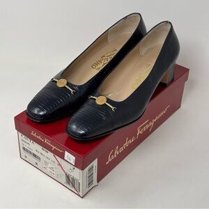 Salvatore Ferragamo Navy Blue Cauta Block Heels Size 9B